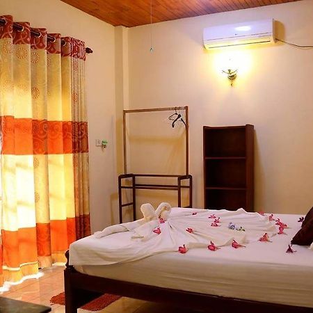 Serenity Villa Хикадува Екстериор снимка
