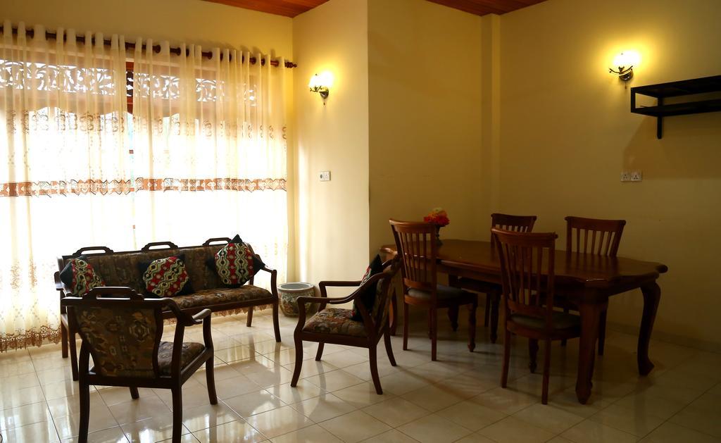 Serenity Villa Хикадува Екстериор снимка