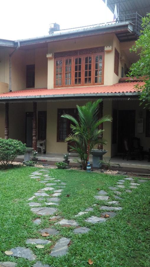 Serenity Villa Хикадува Екстериор снимка